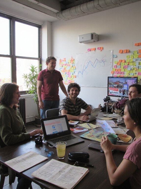 10 compétences en marketing digital qu'ils ne vous enseignent pas à l'école 5 Engagez le public avec une vidéo